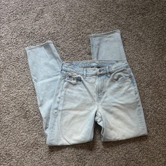 American Eagle Outfitters Denim - American Eagle High Rise Straight Jeans